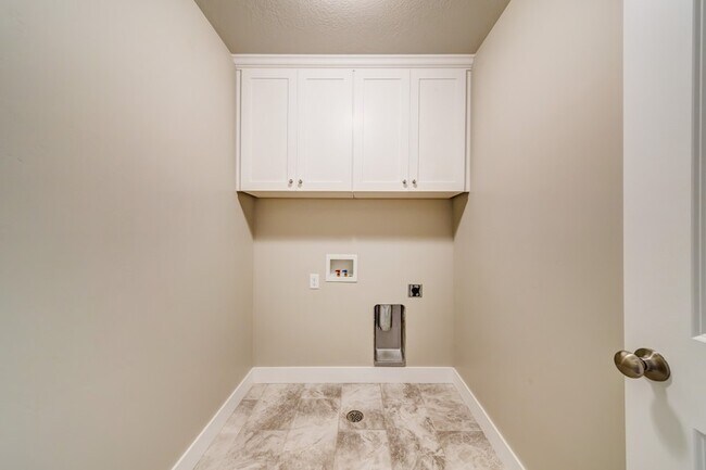 Photo - 4415 W Glendon Dr