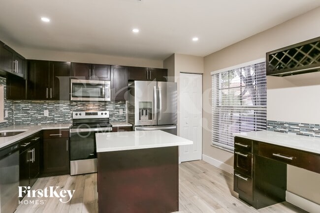 Photo - 10837 NW 46th Dr