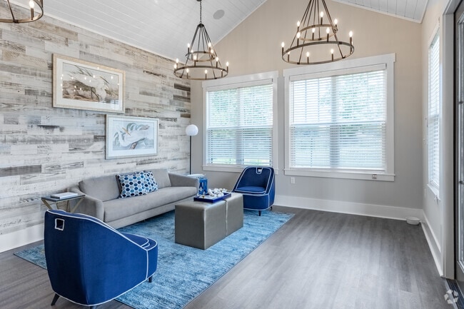 Leasing Center