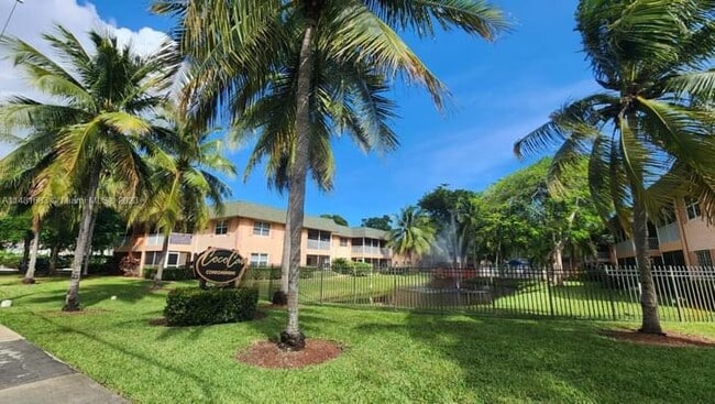 Building Photo - 760 SE 2nd Ave Unit D214