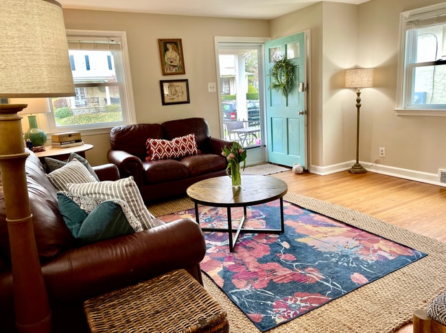 Photo - 2426 Chestnut Ave