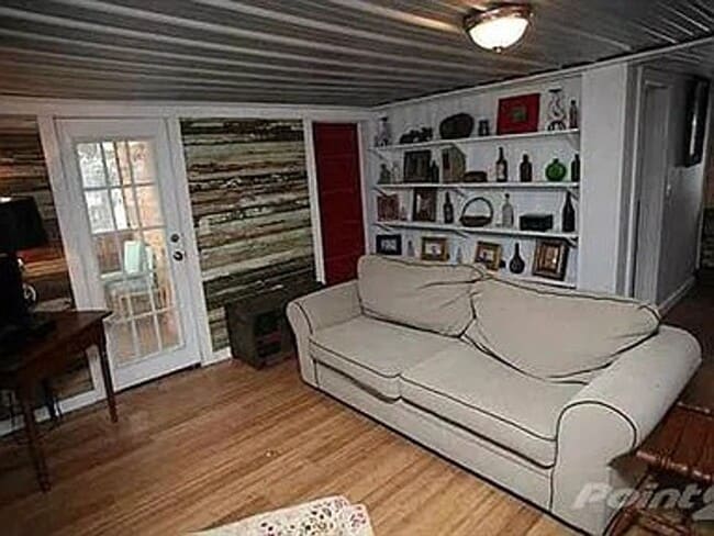 Photo - Cozy 3-Bedroom Home with Private Yard in Livingston Manor for November 1st!