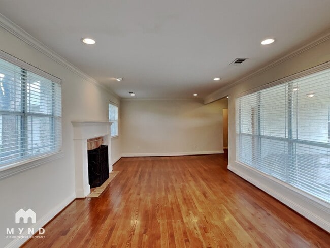 Photo - 6111 Ellsworth Ave