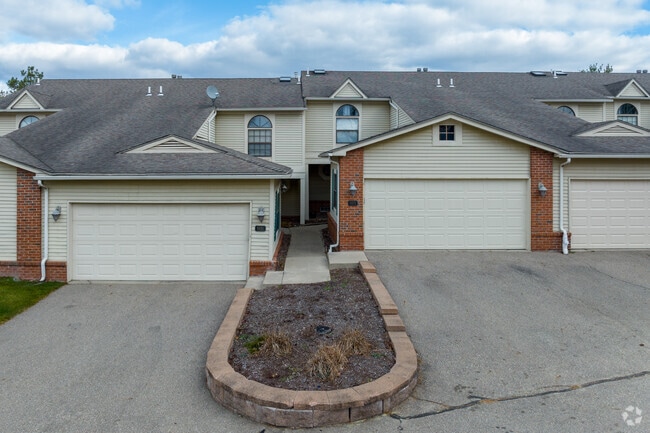 Photo - Walnut Woods Condominiums