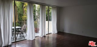 Photo - 2170 Century Pk E