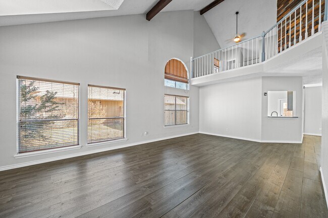 Photo - 11123 Gatesden Dr