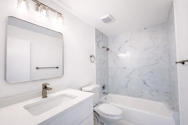 Photo - 737 Cove Rd Unit 2D