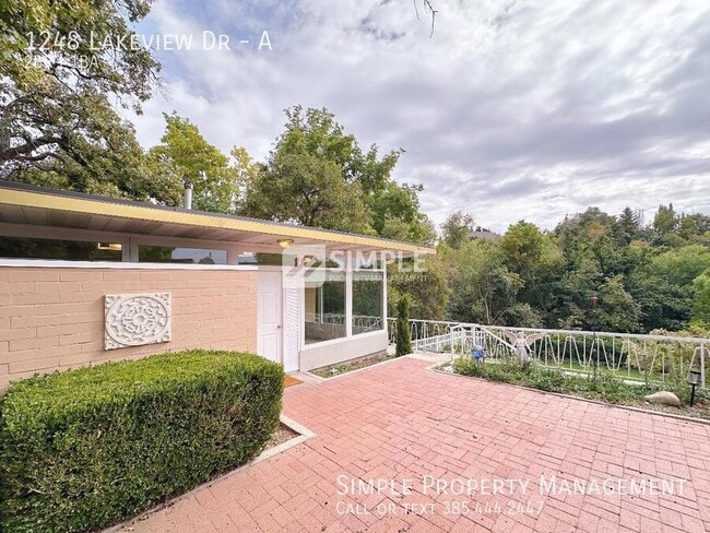 Photo - 1248 Lakeview Dr Unit A