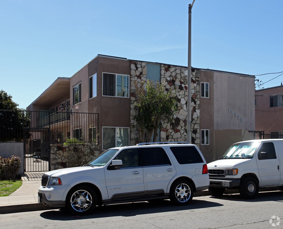 Photo - 18320 Napa St