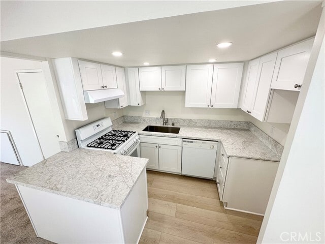 Building Photo - 2713 Calle Del Comercio Unit C