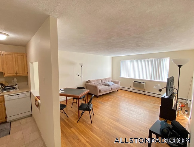 Photo - 75 Gardner St Unit 10