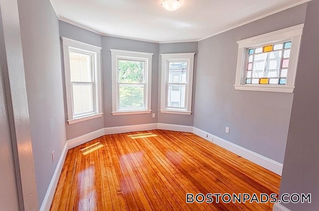 Photo - 23A Kelly Rd Unit 1