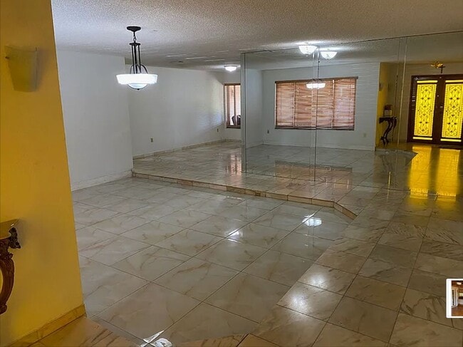 Photo - 1907 SW 131st Pl Ct