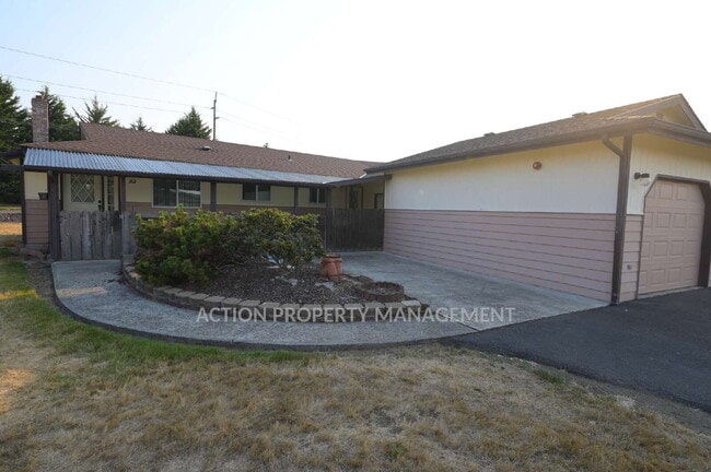 Photo - 2 bed 2 bath 1 car garage duplex in Sequim