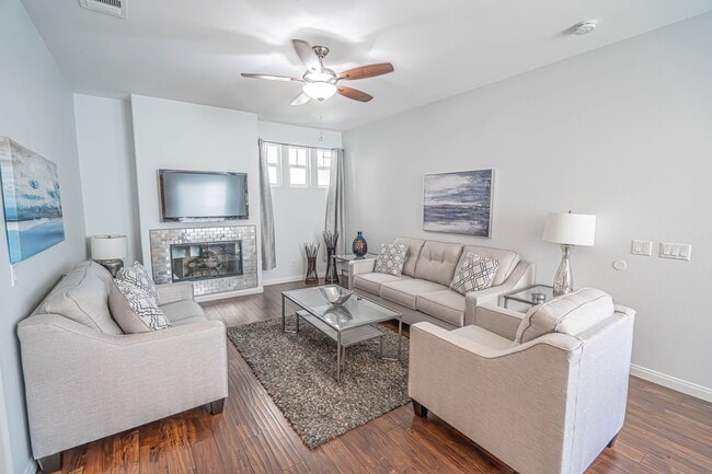 Photo - Fully Furnished House - Short Term Lease - Month to Month - Most utilities Included