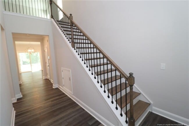 Photo - 2936 Baronial St