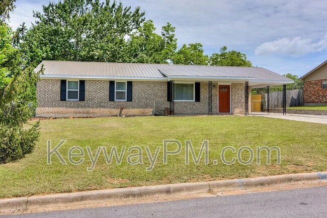 Photo - 4519 Shawnee Dr House