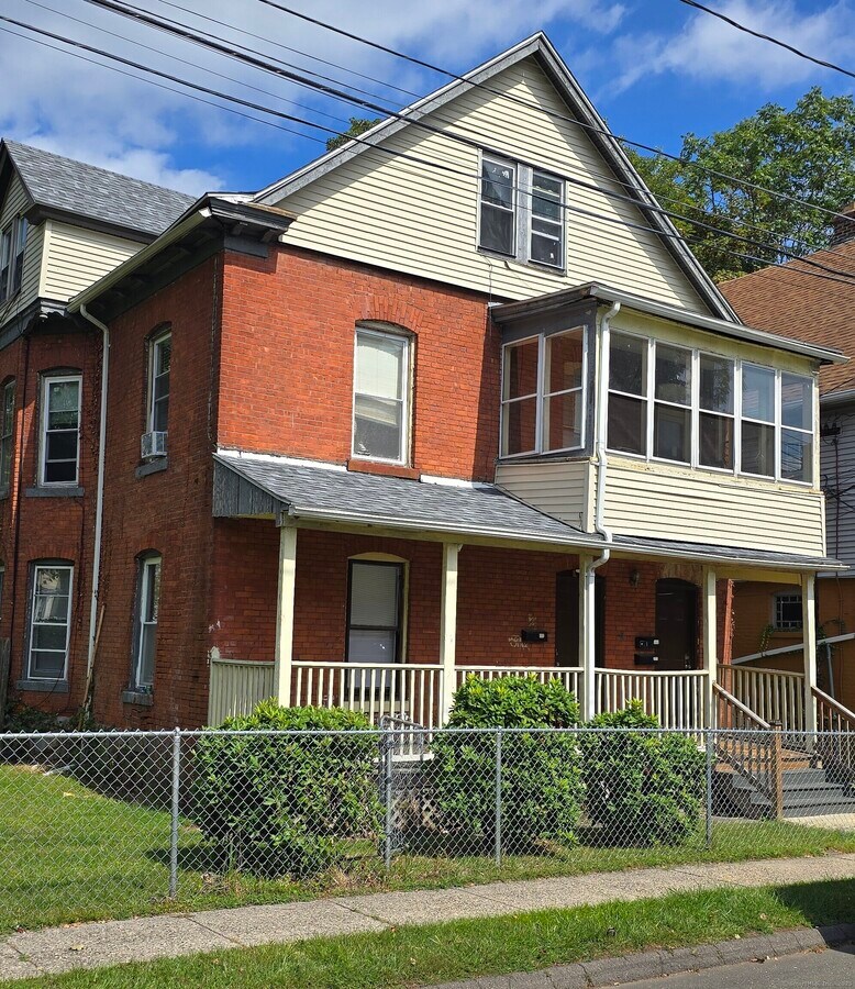 Photo - 6 E Raymond St Apartment