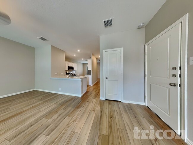 Photo - 2106 Silver Charm Ln