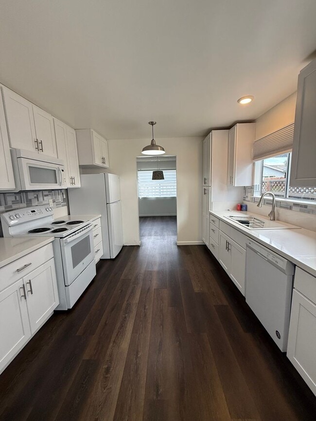 Photo - Beautiful Home in Watsonville - 55+ Community- 50% off 1st months rent!!