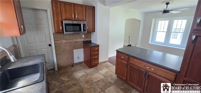 Photo - 157 Park St