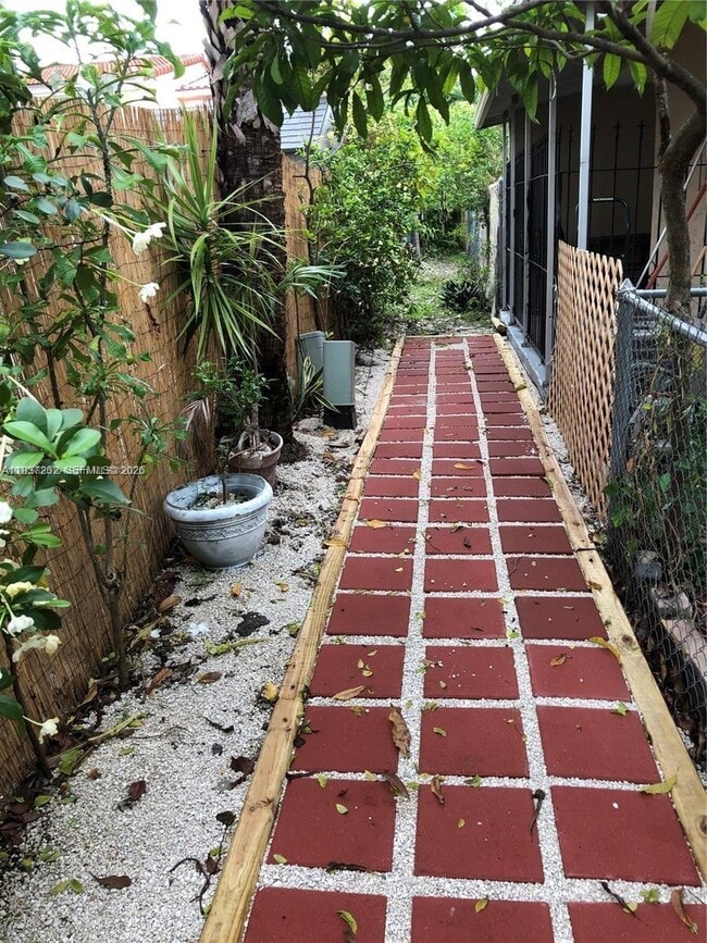 Photo - 6530 W 2nd Ct Unit 1