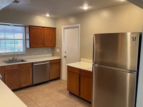 Photo - 3812 Havengate Way