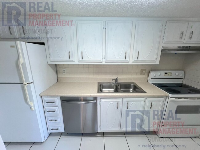 Photo - 2421 8th St