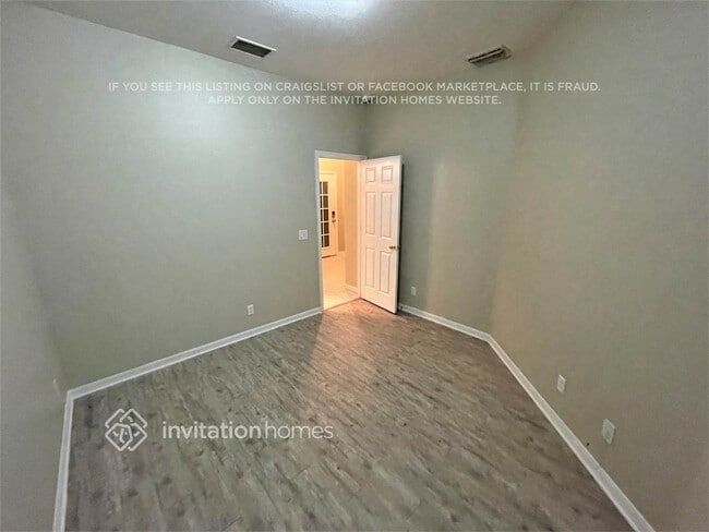 Photo - 7331 Muncey Rd