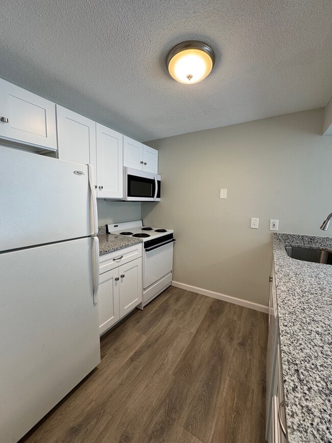 Photo - 181 Loomis Dr Unidad APT 148