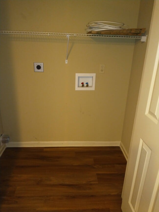 Photo - 106-4 EDGEFIELD