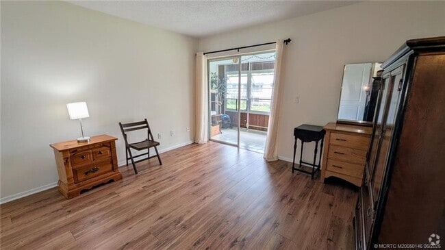 Building Photo - 2929 SE Ocean Blvd Unit K6 Rental