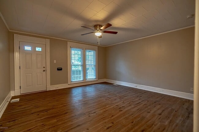 Photo - 1031 Dixon Ave