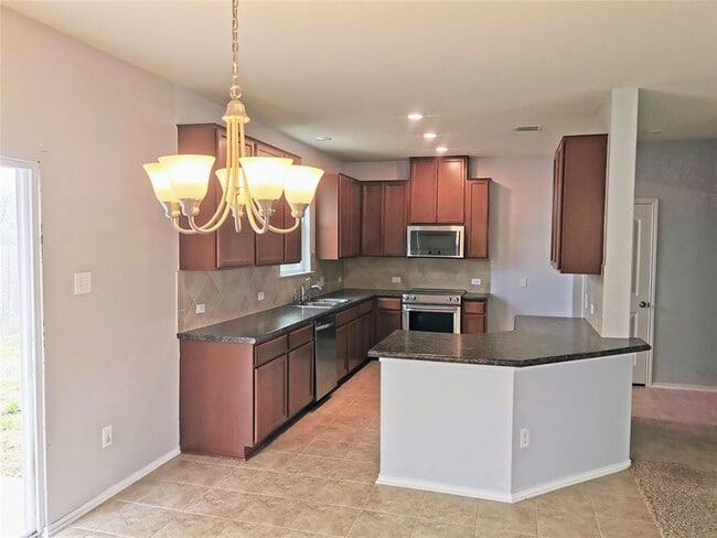 Photo - 13535 Abraham Lincoln St