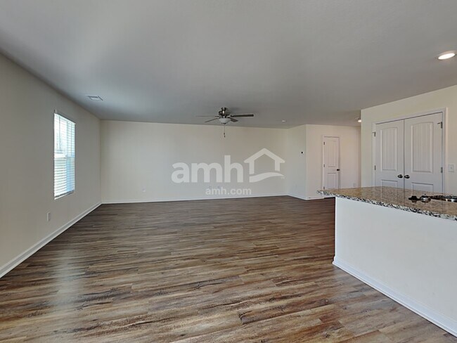 Photo - 6060 Mason Tucker Dr
