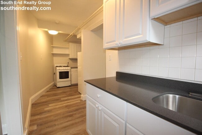 Photo - 3 Crawford St Unidad #B