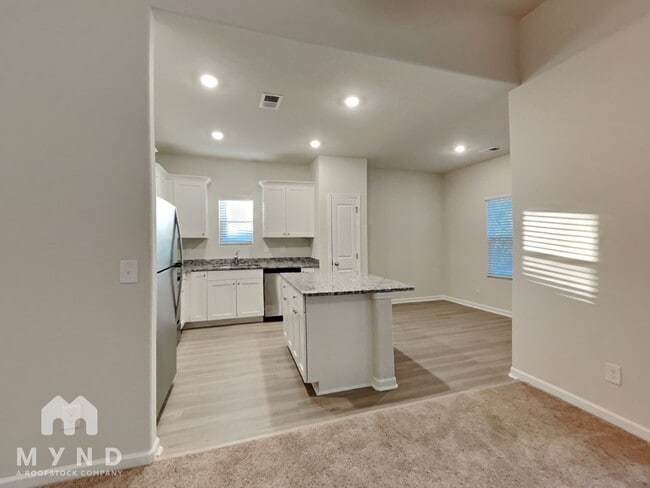 Photo - 316 Ivy Bank Dr