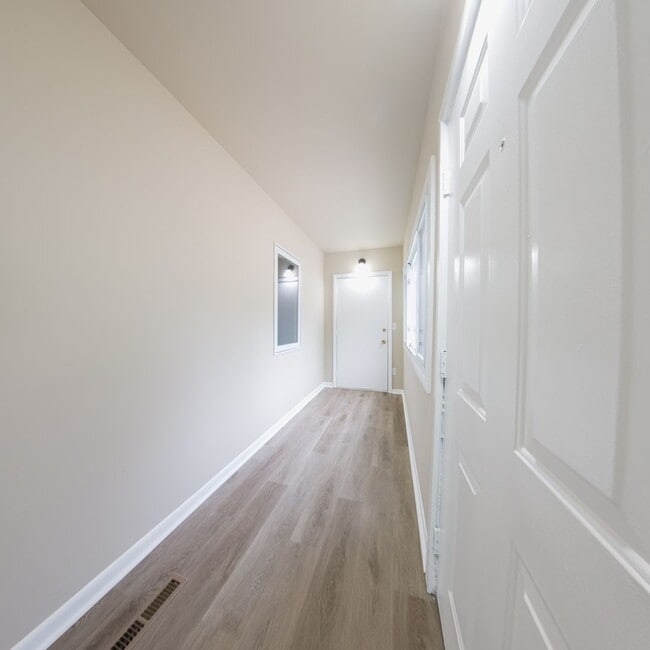 Photo - 3 Bedroom 2 Bath Home Conrad Iowa