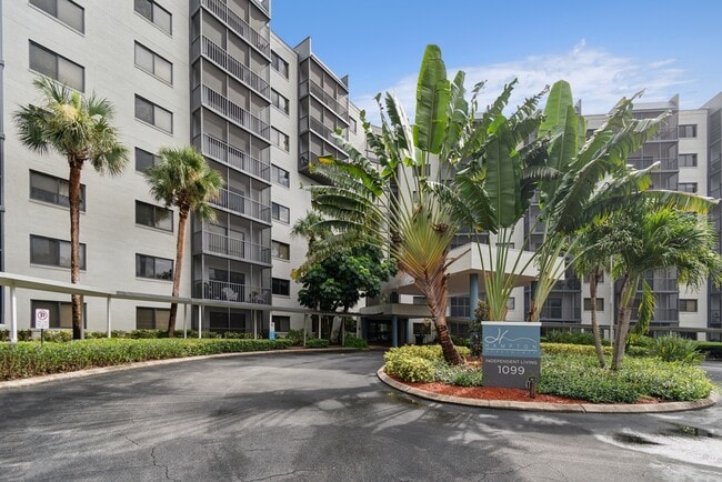 Photo - Hampton Apartments