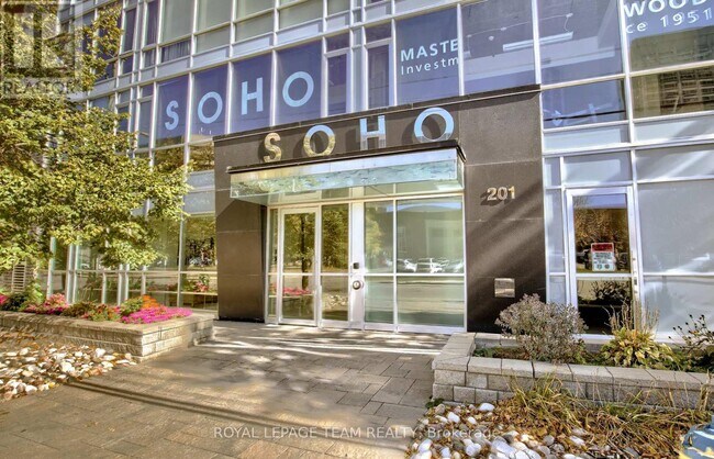 Photo - 201 Parkdale Ave Unité 304