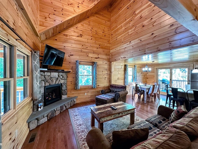 Building Photo - 80 Pine Valley Rd Unit ID1248441P Rental