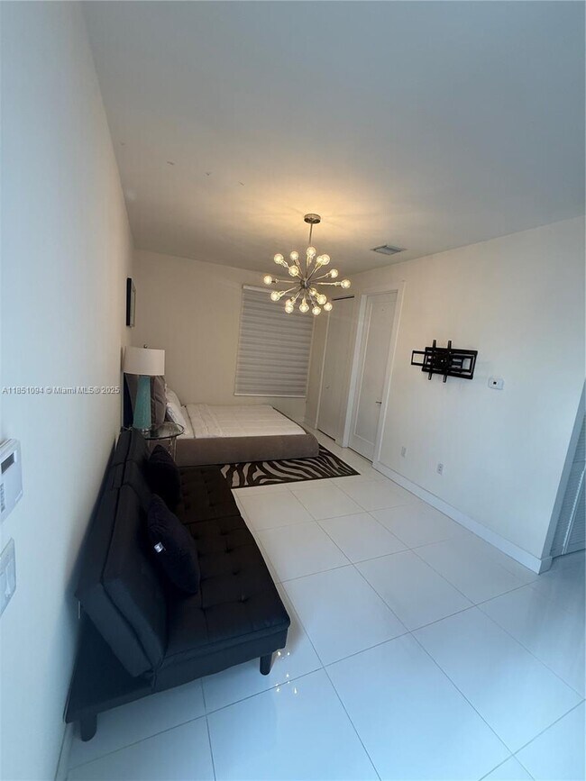 Photo - 10363 NW 63rd Terrace Unidad 1