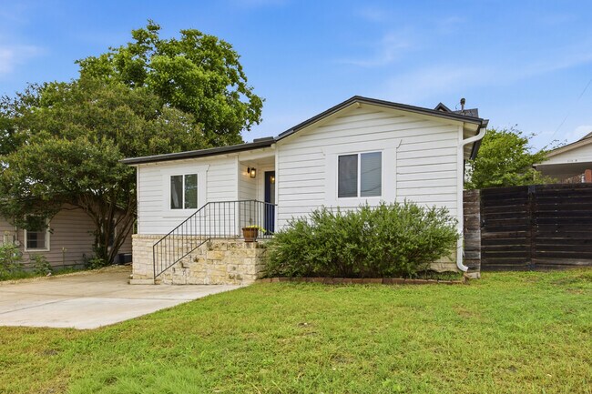 Photo - 5116 Heflin Ln