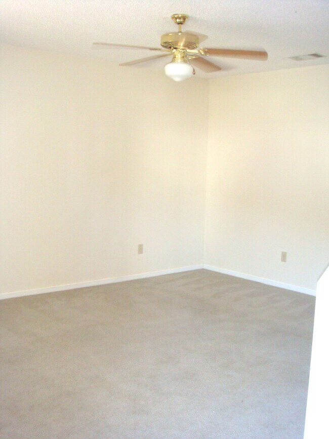 Photo - 1803 Plum St Unit C