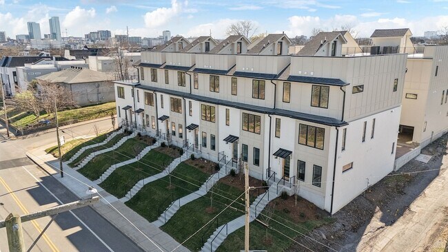 Building Photo - 1019 12th Ave N Unit D Rental