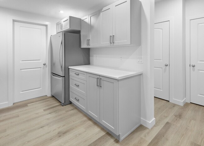 Photo - 3014-3169 169 St SW