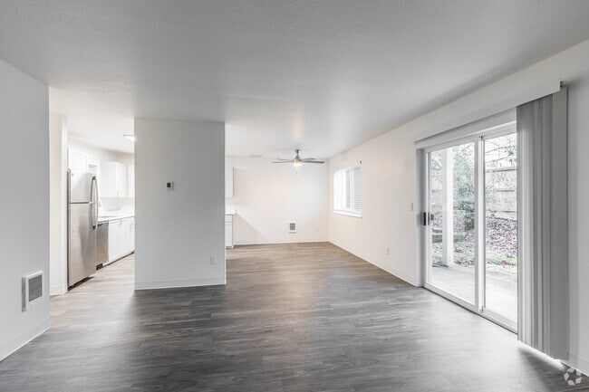 2BR, 2B - 1052SF