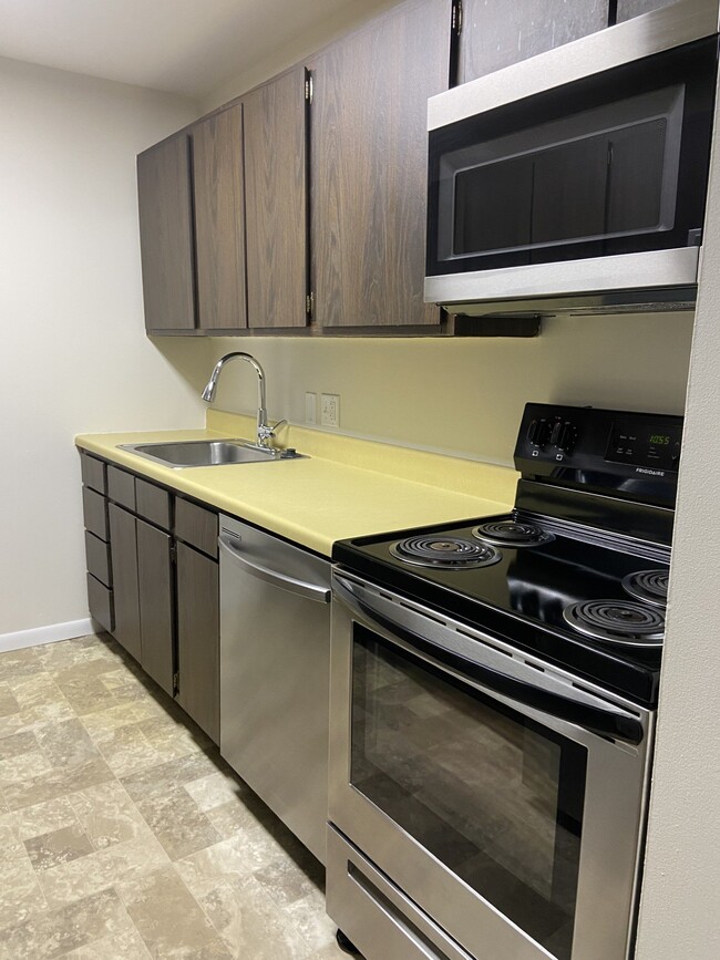 Photo - 403 County Line Rd Unidad Apt 21