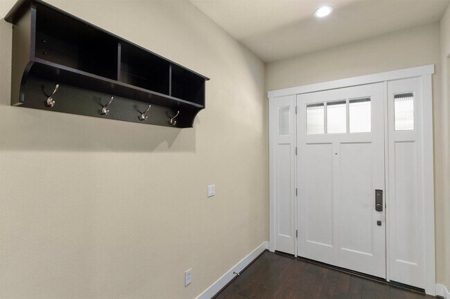 Photo - 2795 Cooper Cir