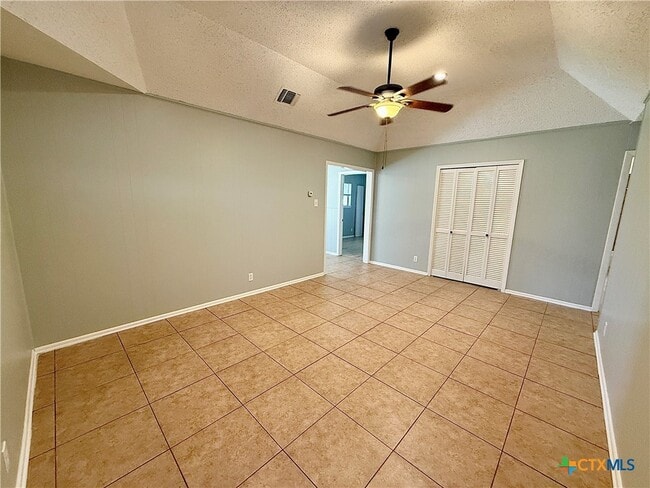 Photo - 705 Woodcrest Cir